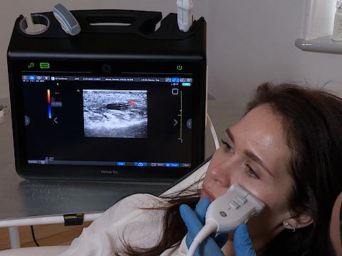 Doctor with Venue Go ultrasound