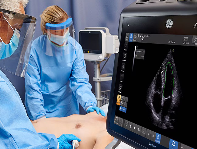 Médecins urgentistes utilisant Venue